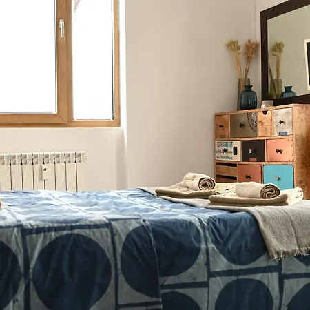 Slaveykov Sqr Urbanlux Topcentre 2bdr Free Parking *
