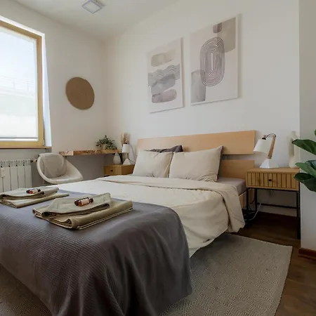 Slaveykov Sqr Urbanlux Topcentre 2bdr Free Parking Sofia