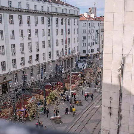 Апартамент Slaveykov Sqr Urbanlux Topcentre 2bdr Free Parking София